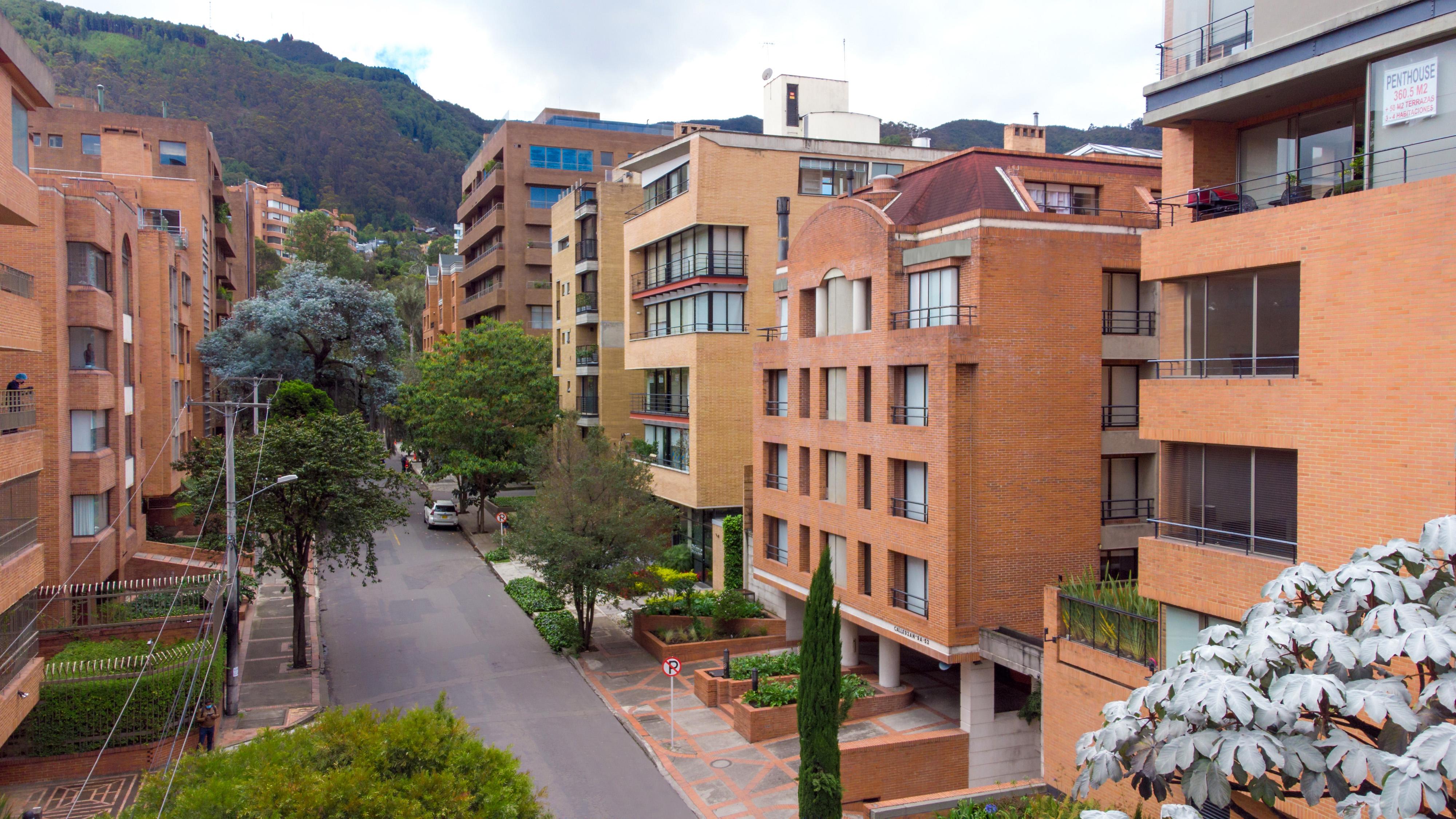 Casa Real 93 Hotel Bogota Bagian luar foto